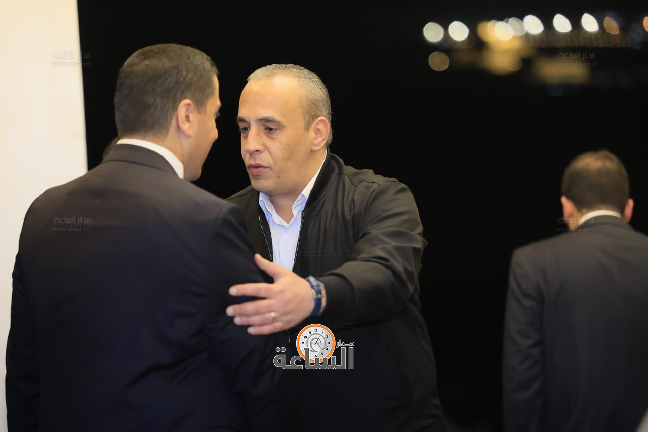 Madar Al-Saa Images 0.10246881539325137