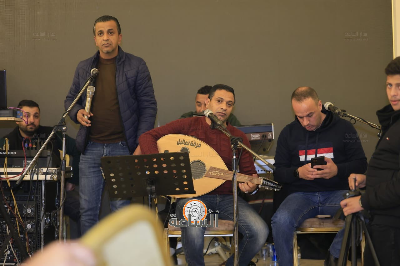 Madar Al-Saa Images 0.9051831228525234