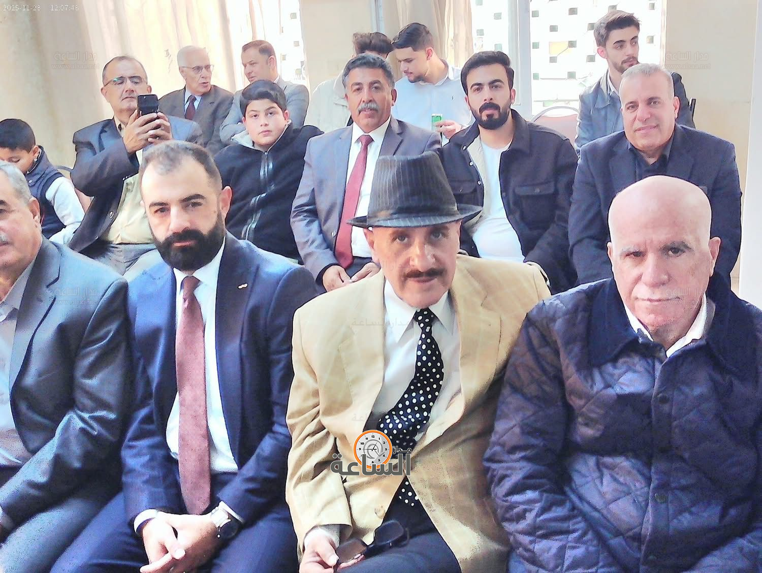 Madar Al-Saa Images 0.4633090783243392