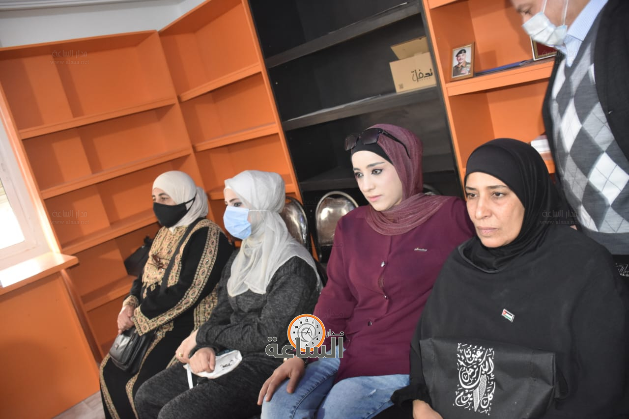 Madar Al-Saa Images 0.1295293593943685