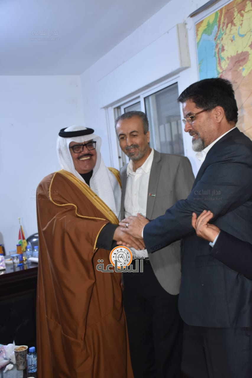 Madar Al-Saa Images 0.17845311549221898