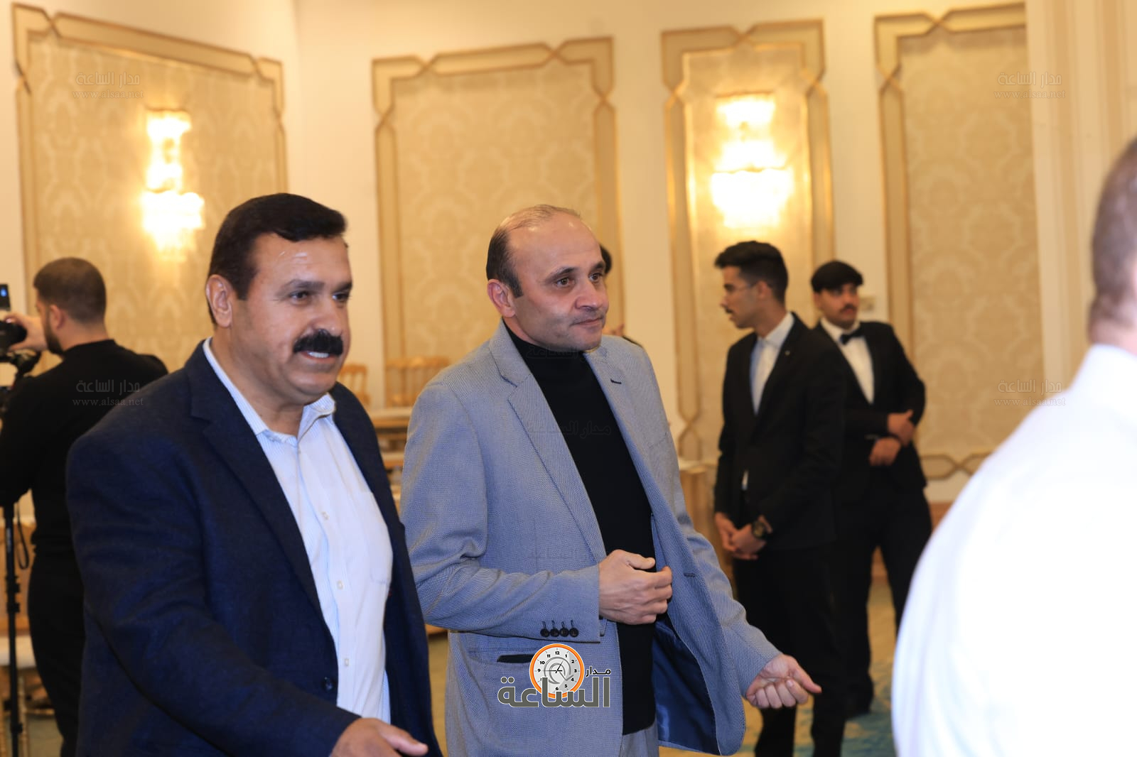 Madar Al-Saa Images 0.5546413088367542