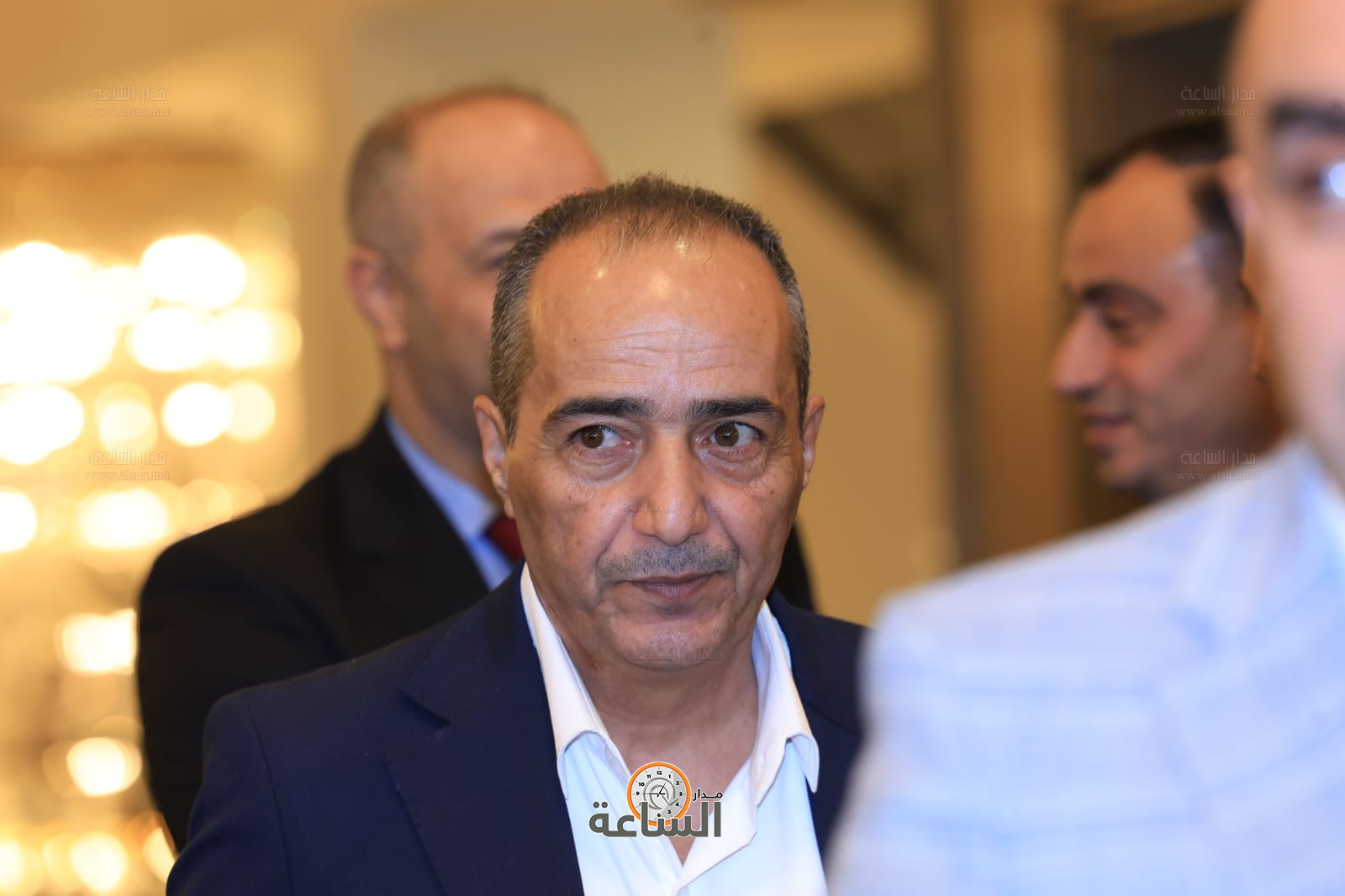 Madar Al-Saa Images 0.44899954135406817