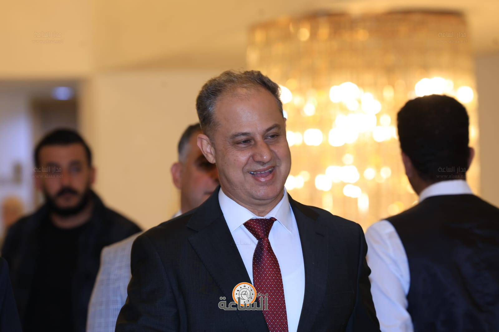 Madar Al-Saa Images 0.8599616554362373