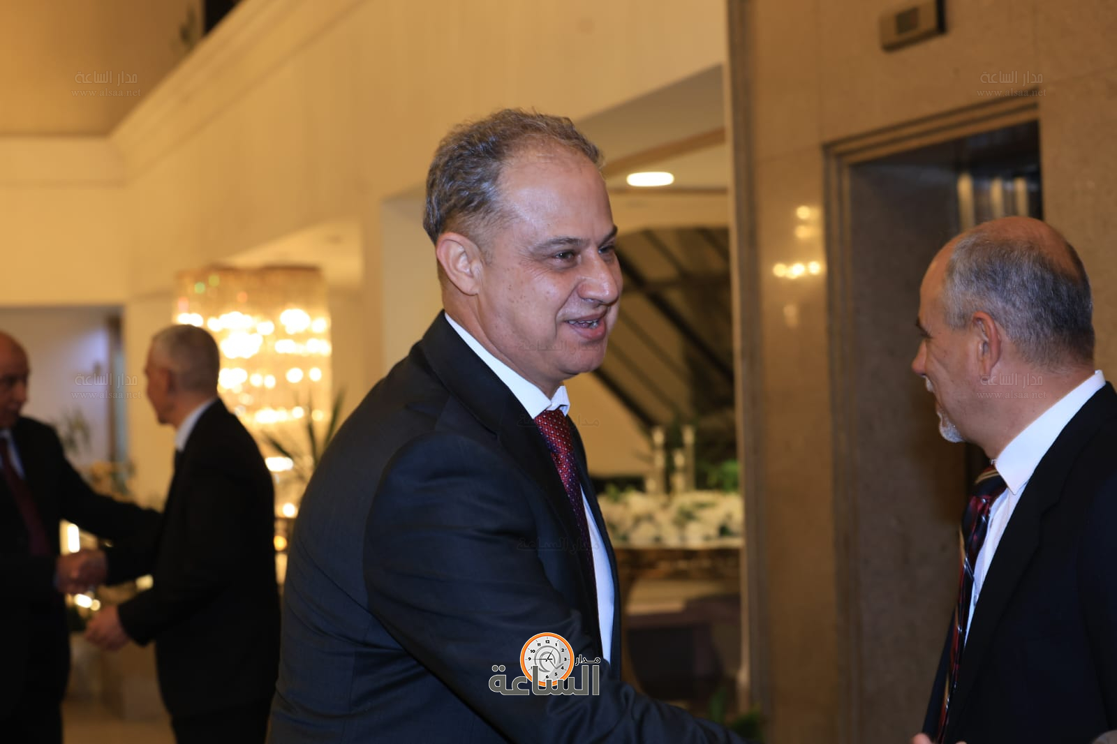 Madar Al-Saa Images 0.8982380860944597