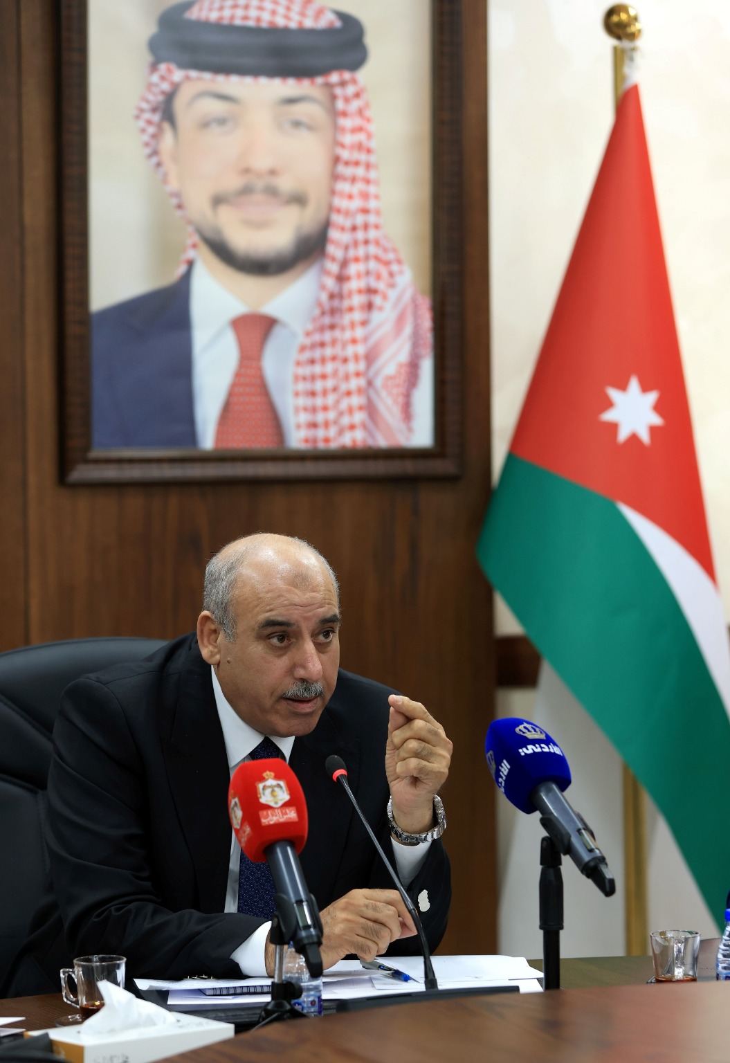 Madar Al-Saa Images 0.6377382056409187