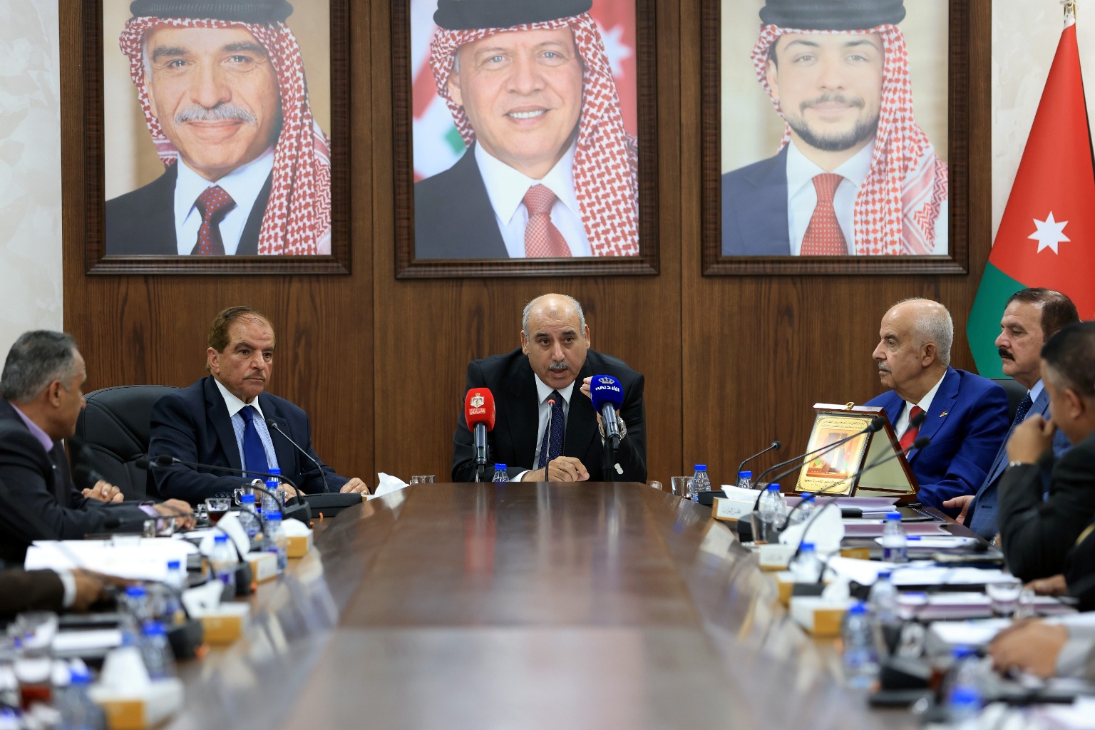 Madar Al-Saa Images 0.13411651355705323