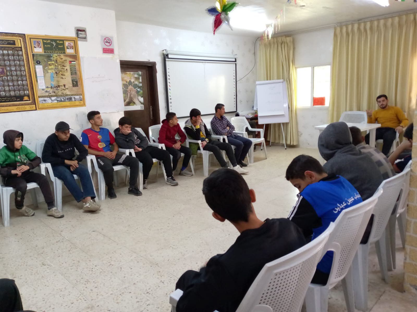 Madar Al-Saa Images 0.14380326460170534