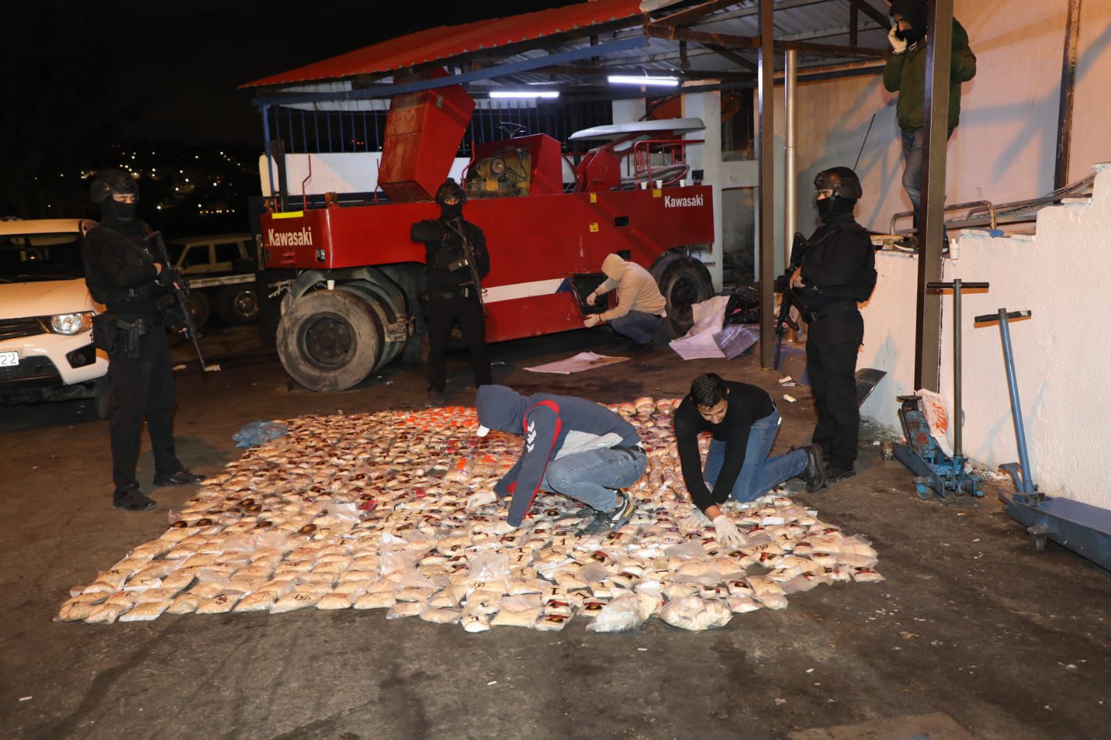 Madar Al-Saa Images 0.5729681294401542