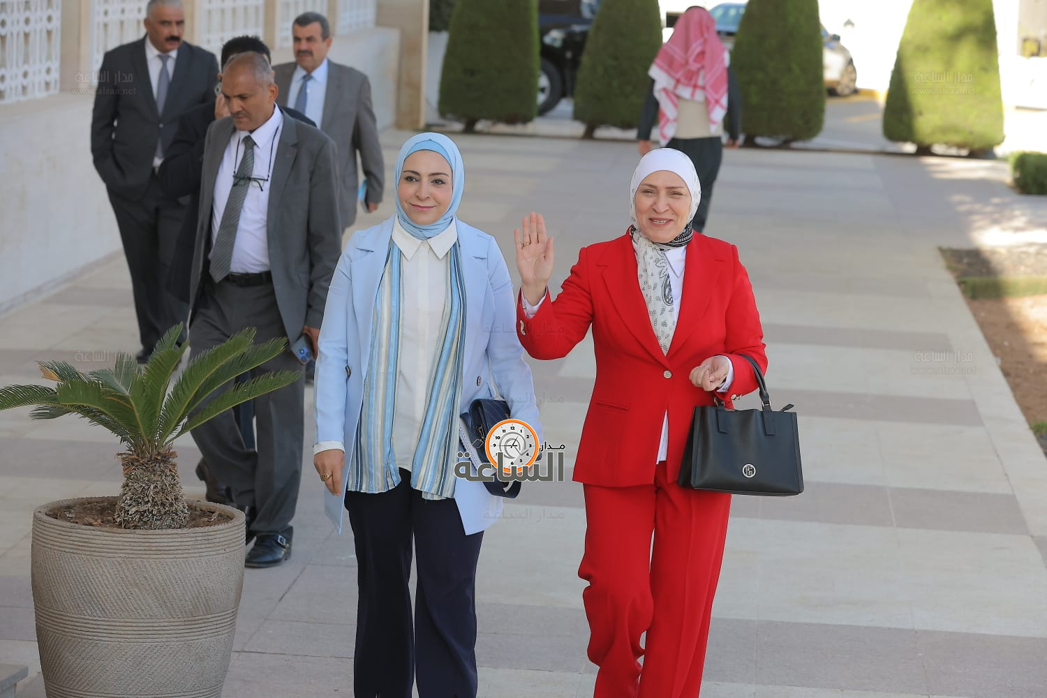 Madar Al-Saa Images 0.013820554154652998