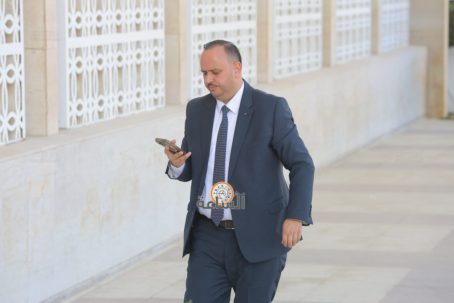 Madar Al-Saa Images 0.4677885121824902