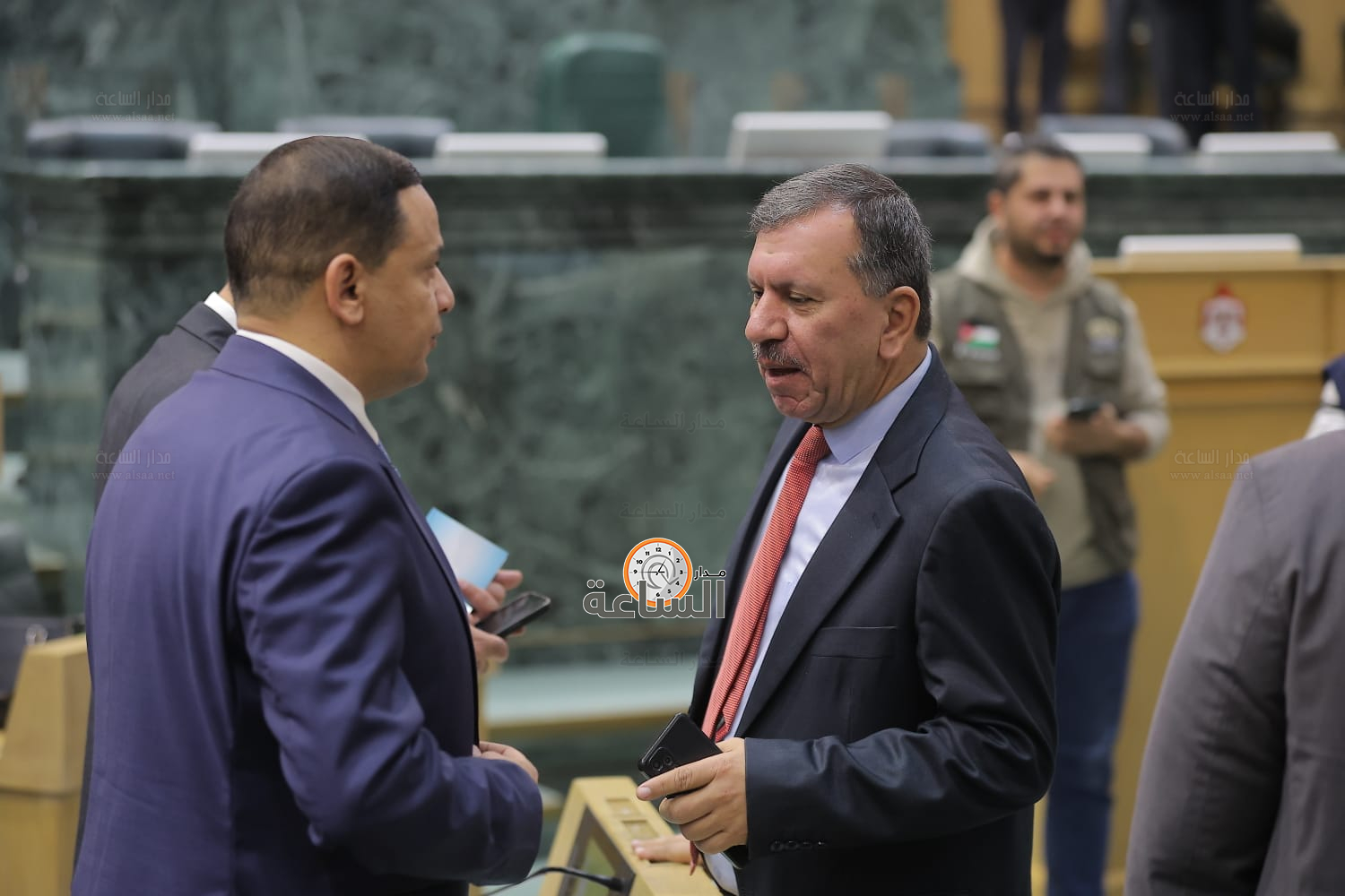 Madar Al-Saa Images 0.8676365002943612