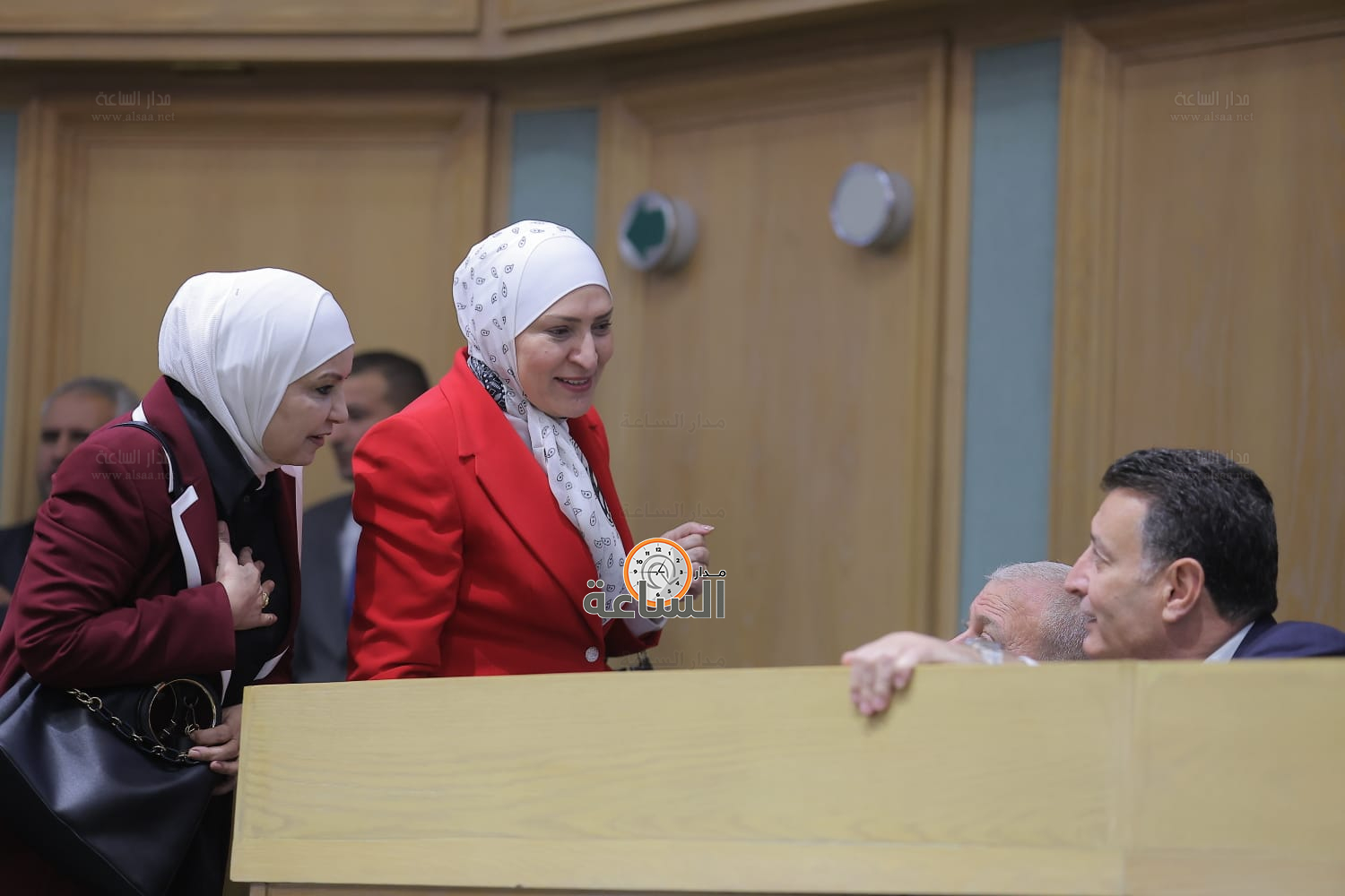 Madar Al-Saa Images 0.628067077636135