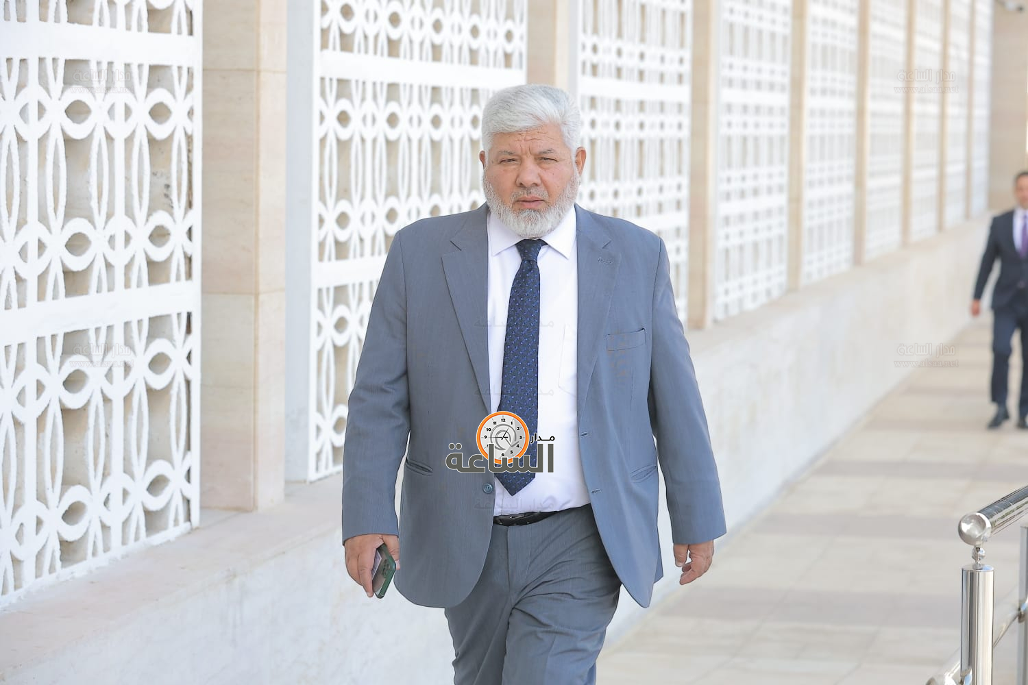 Madar Al-Saa Images 0.4292553880084723