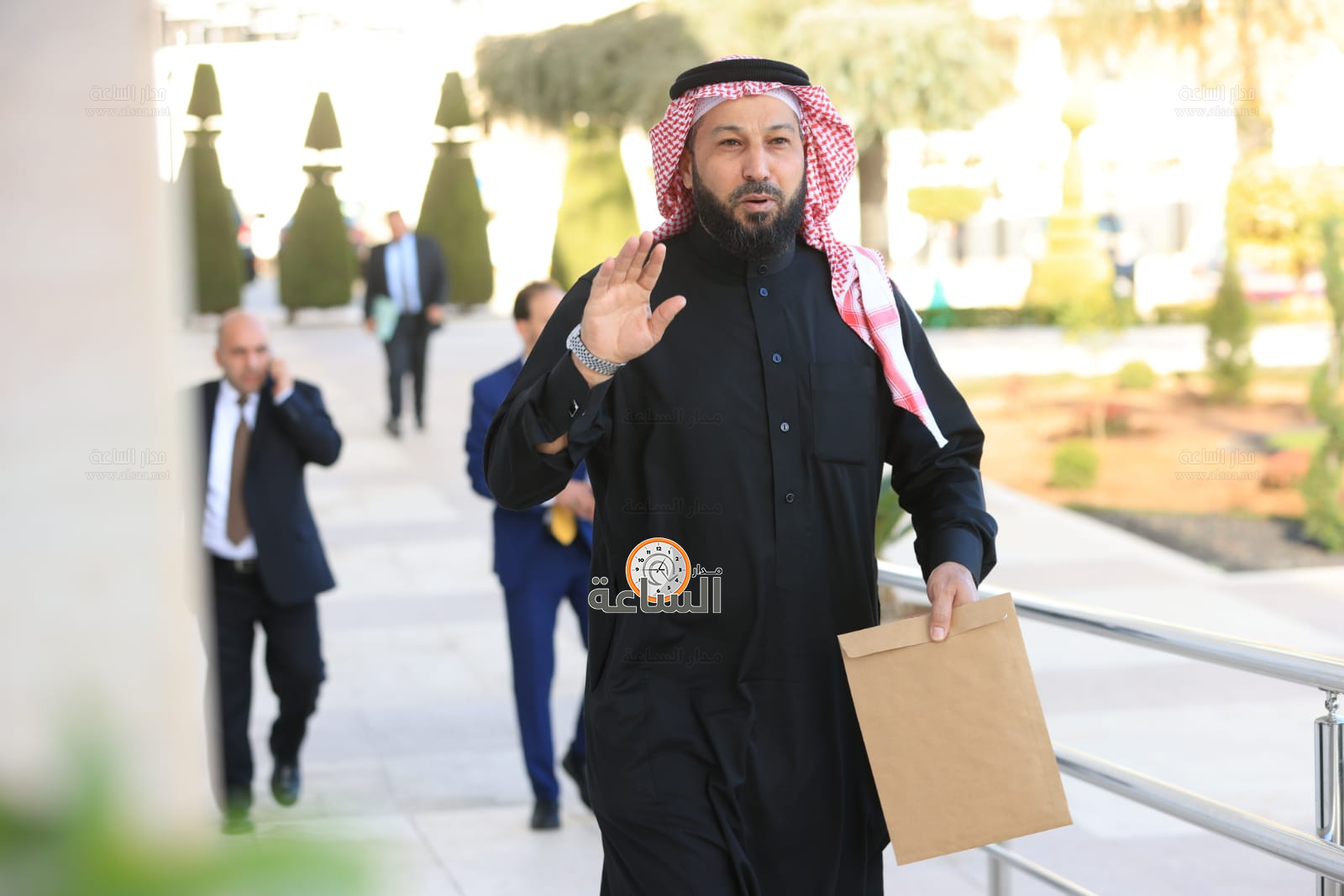 Madar Al-Saa Images 0.7112285331578002