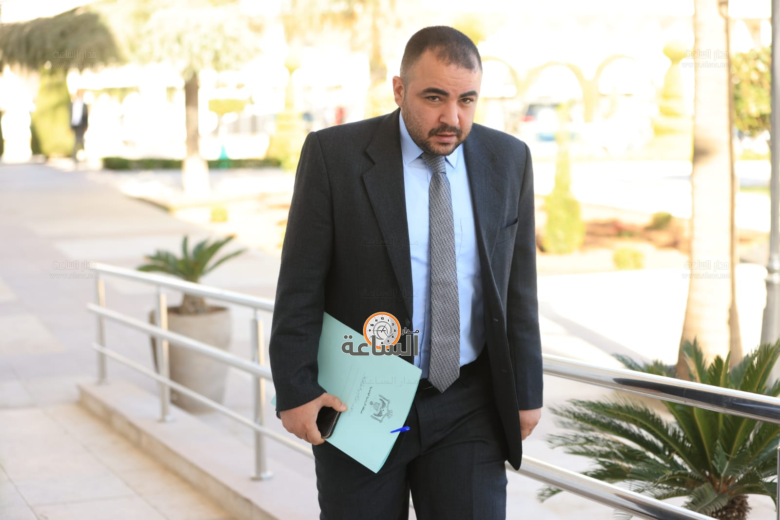 Madar Al-Saa Images 0.4042642360794827