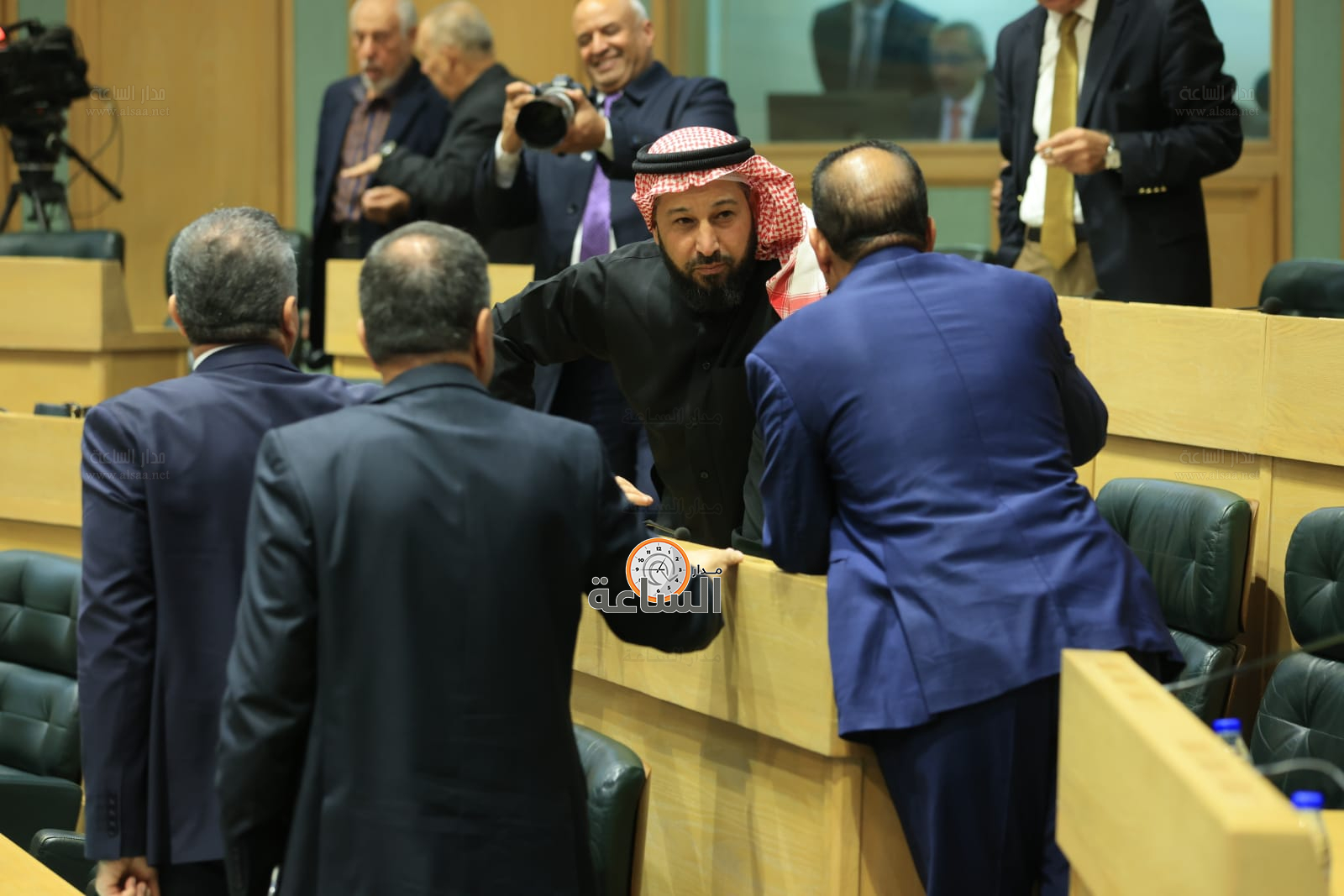 Madar Al-Saa Images 0.7254282775846139