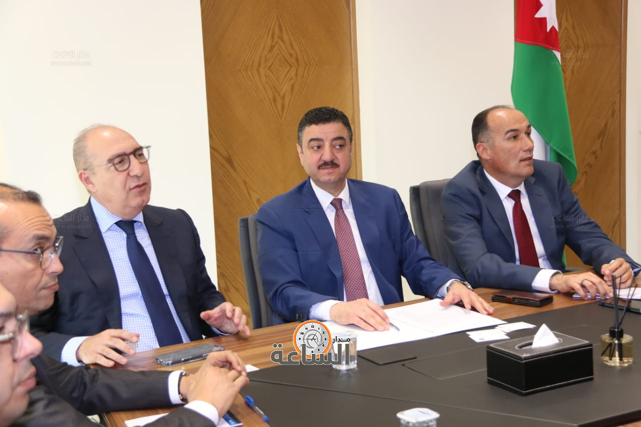 Madar Al-Saa Images 0.07991989082047124