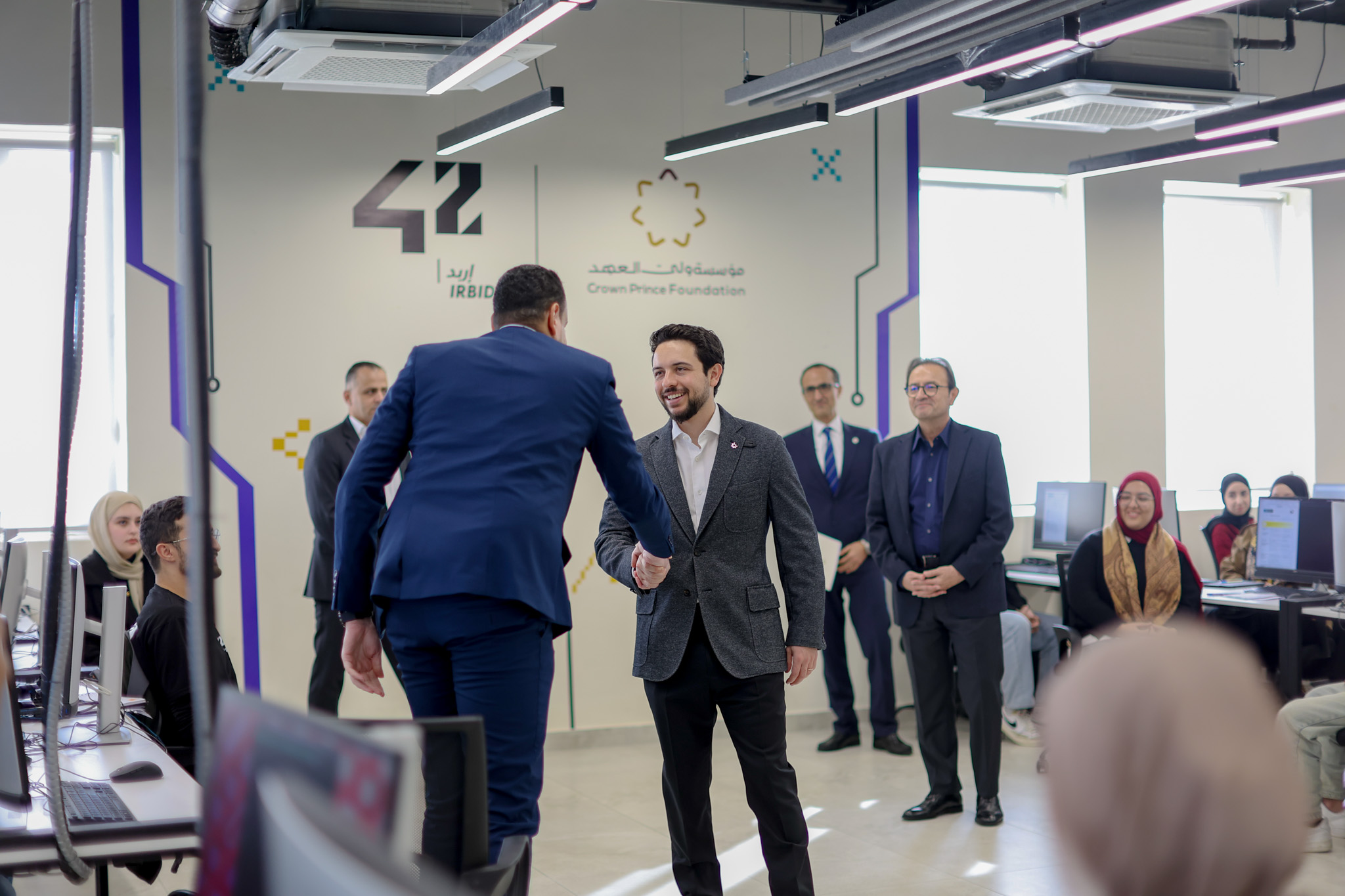 Madar Al-Saa Images 0.0022046632680603473