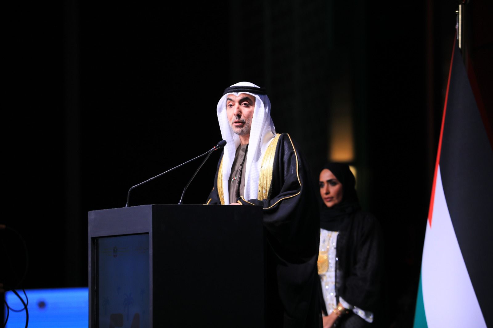 Madar Al-Saa Images 0.815723673617288