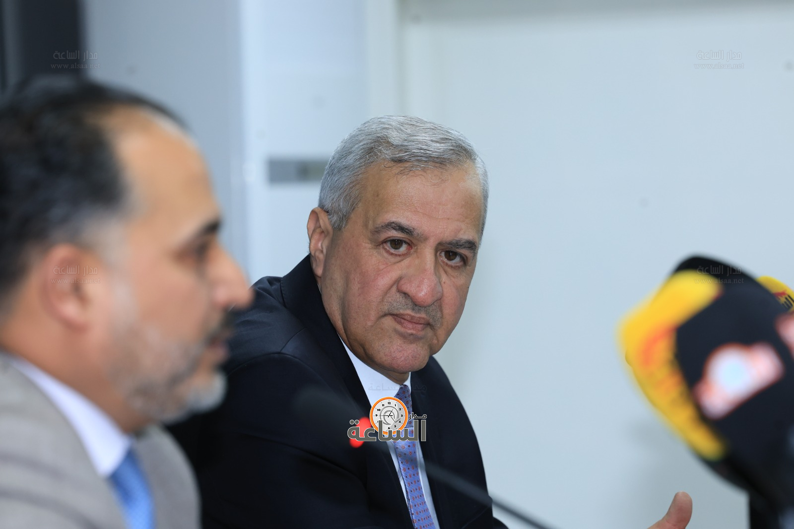 Madar Al-Saa Images 0.9544814404271257