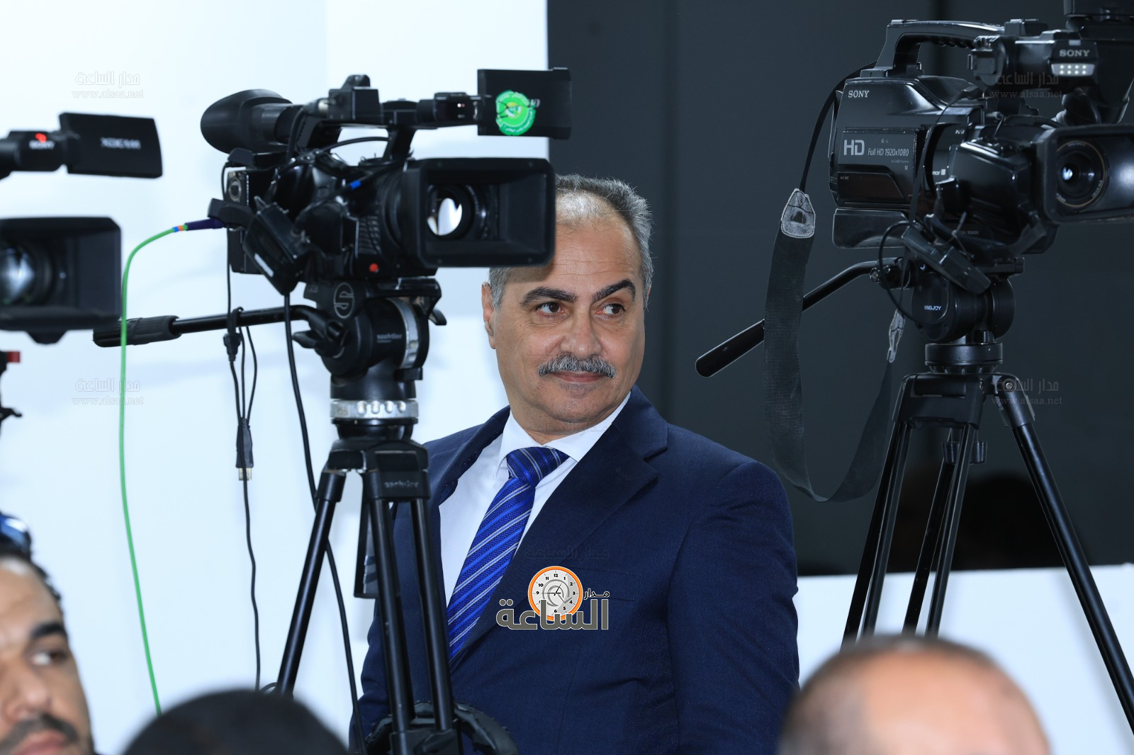 Madar Al-Saa Images 0.1514943393663596