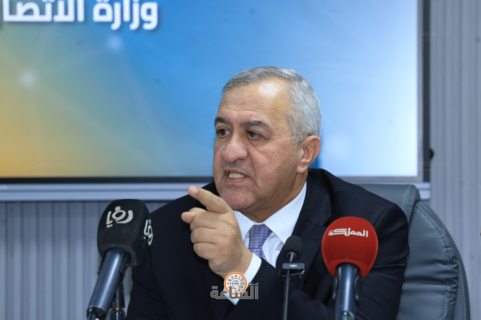 Madar Al-Saa Images 0.2293286764161846