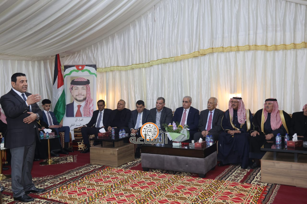 Madar Al-Saa Images 0.7414397157221967