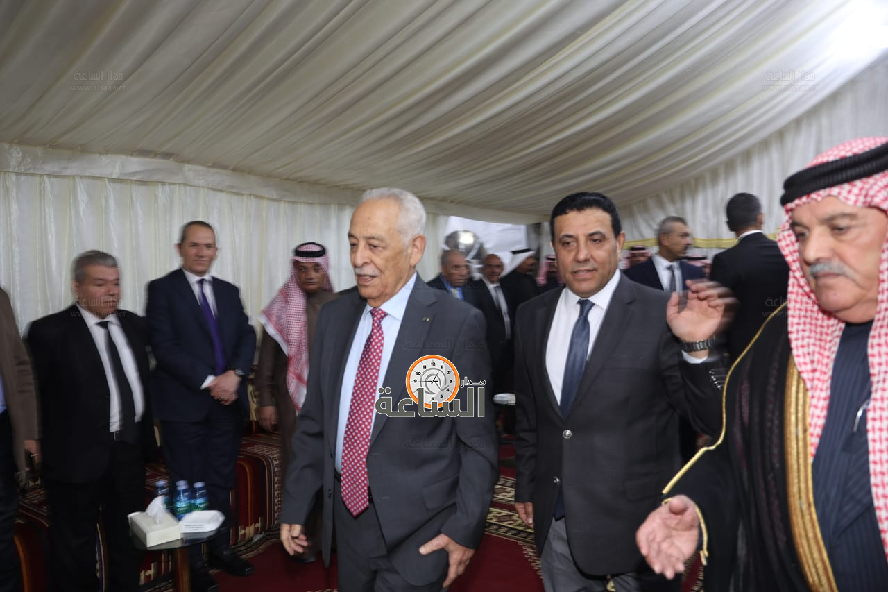 Madar Al-Saa Images 0.2521510963874163