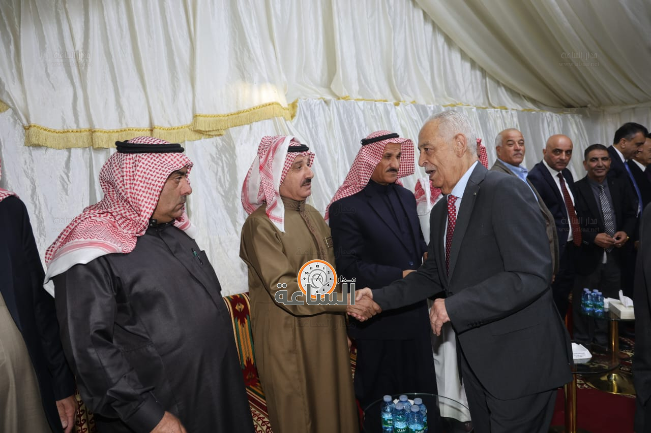 Madar Al-Saa Images 0.7465615552794225