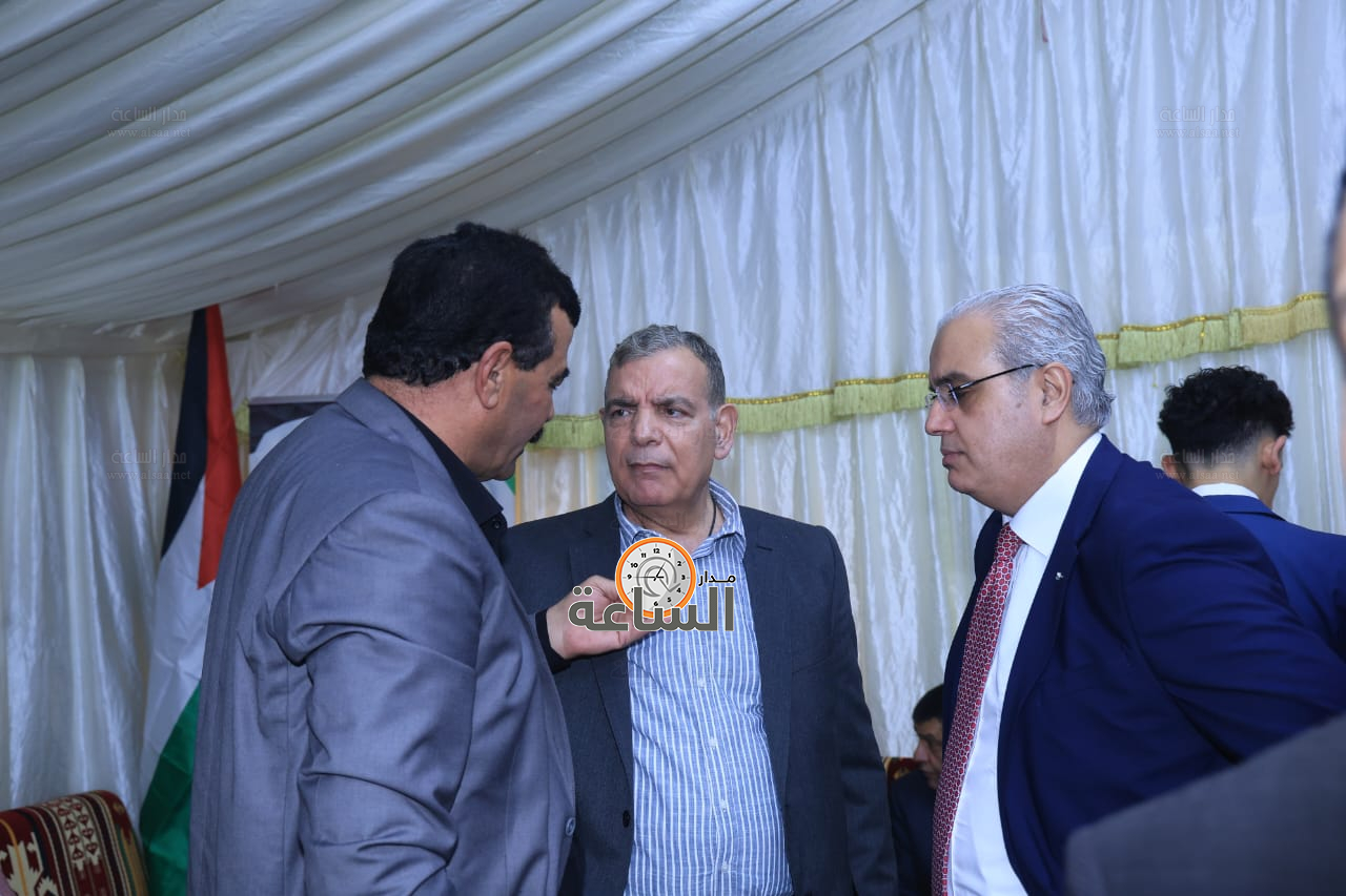 Madar Al-Saa Images 0.510068876868084