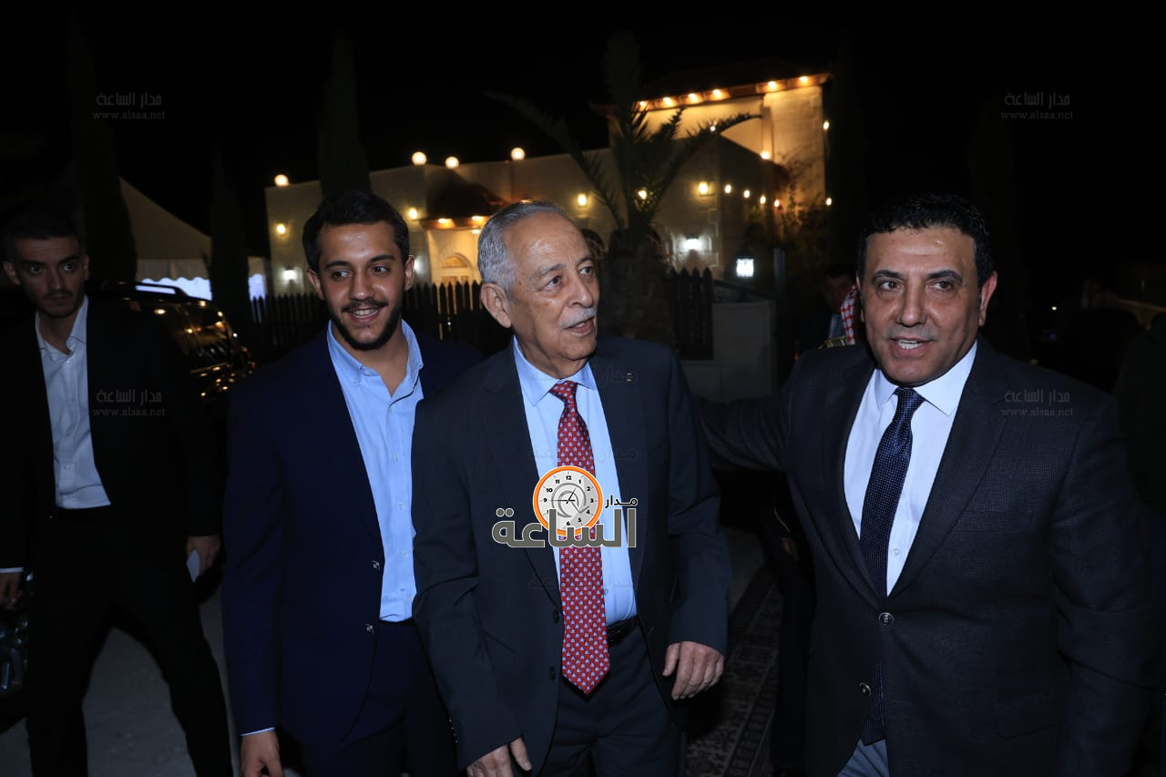 Madar Al-Saa Images 0.357503289692229