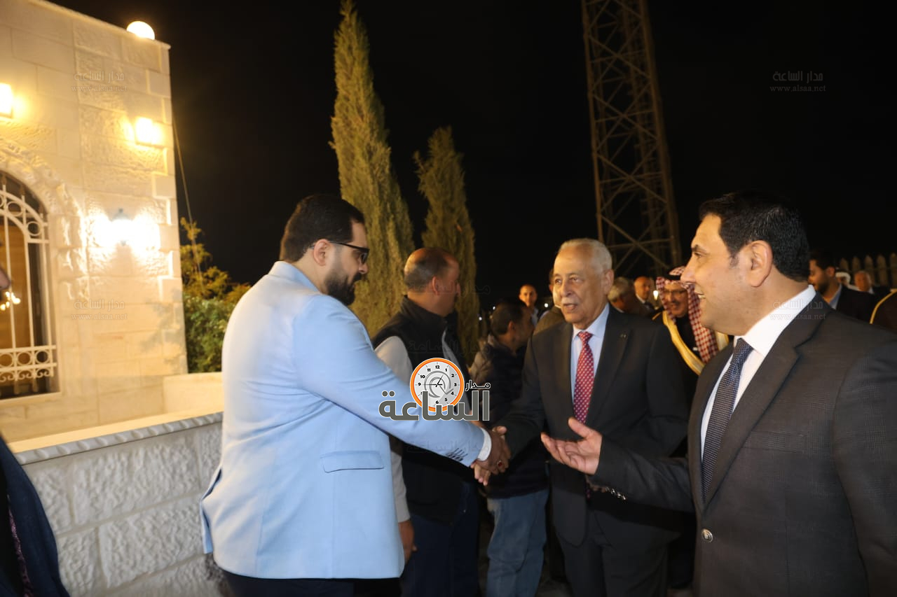 Madar Al-Saa Images 0.3540162829929059