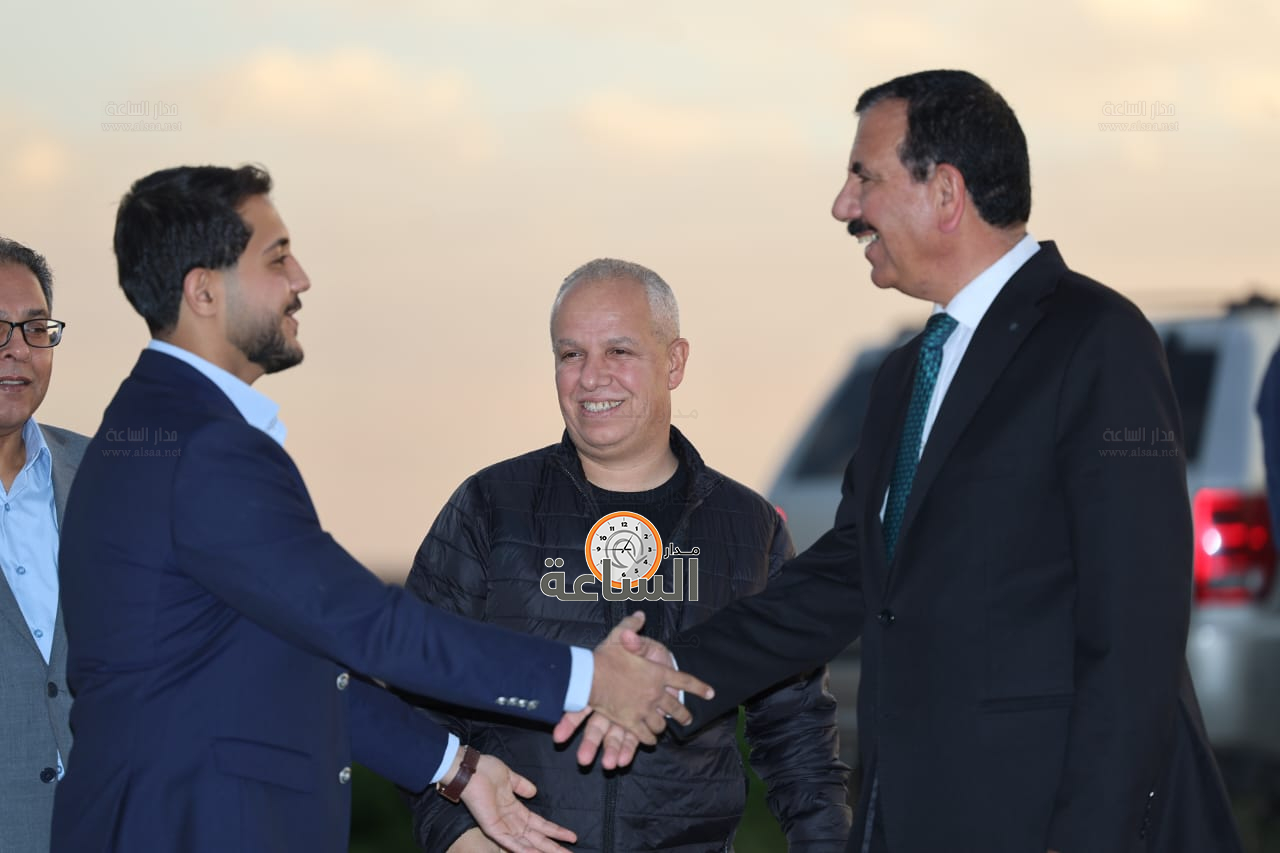 Madar Al-Saa Images 0.5361298601894974