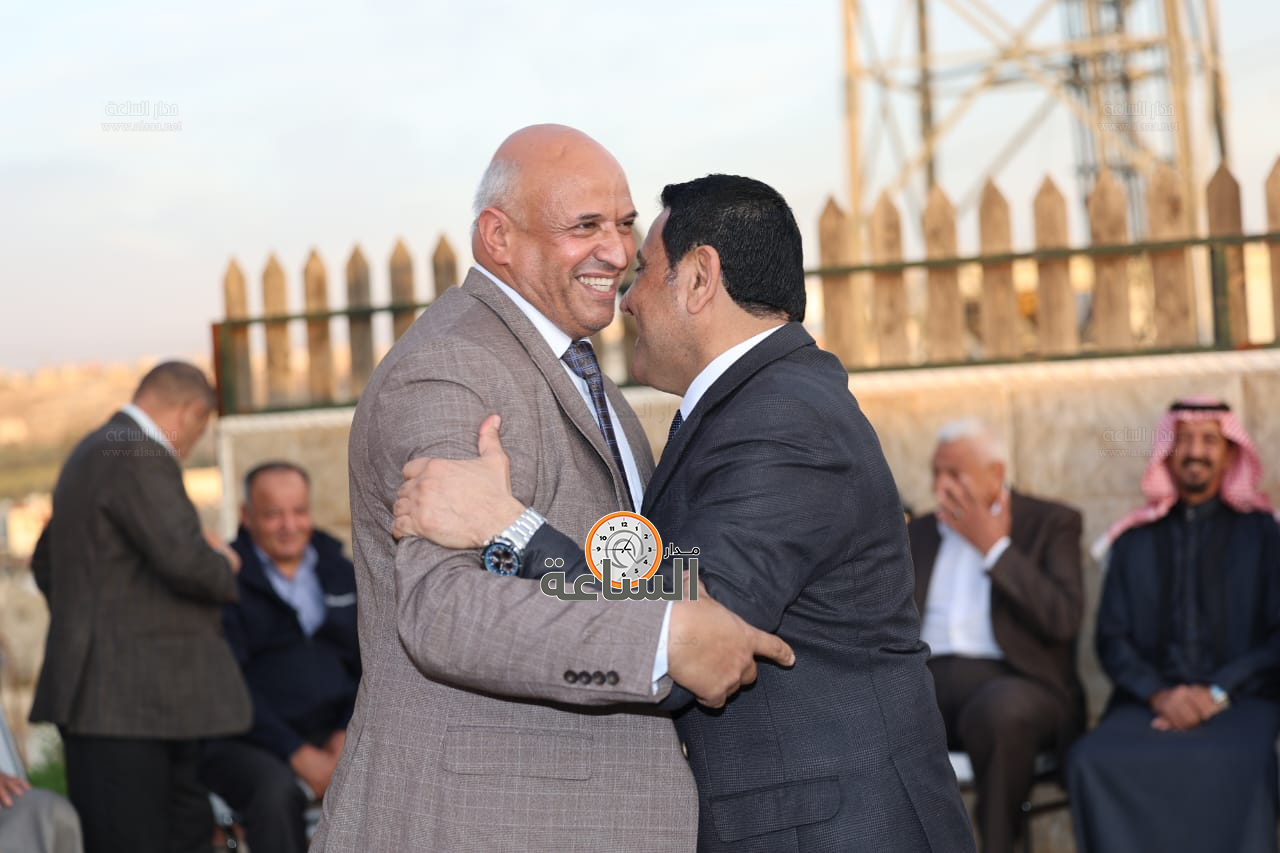 Madar Al-Saa Images 0.9466186182528944