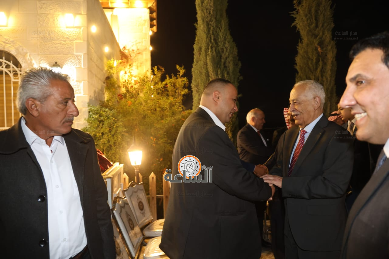 Madar Al-Saa Images 0.72693731391097