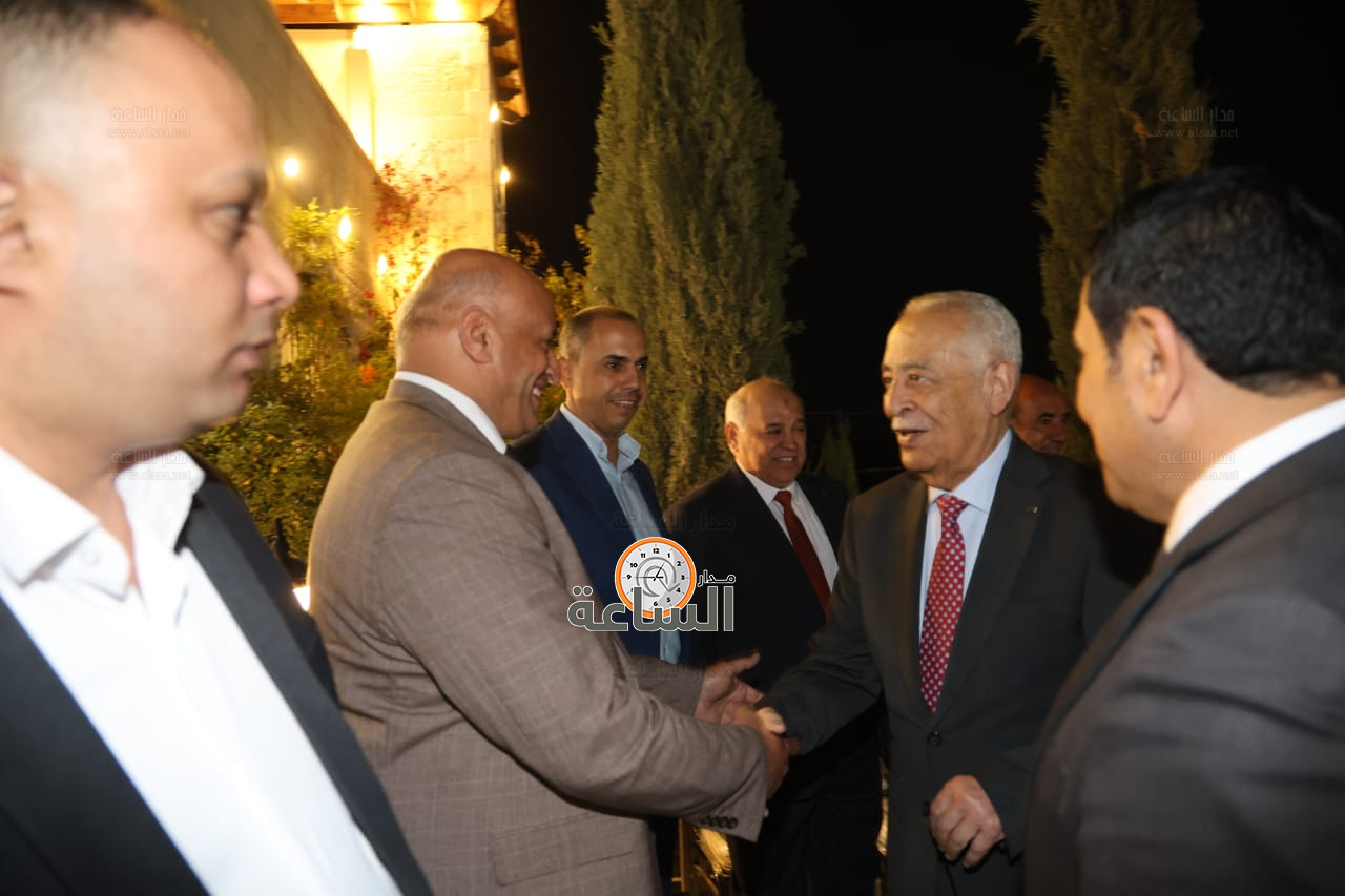 Madar Al-Saa Images 0.8008289647645768