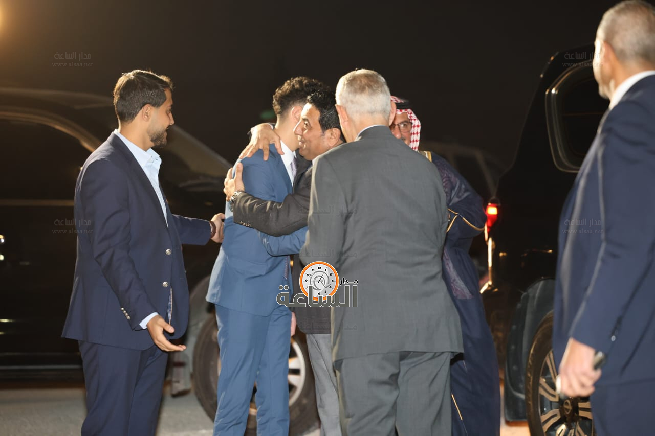 Madar Al-Saa Images 0.1381119423795505