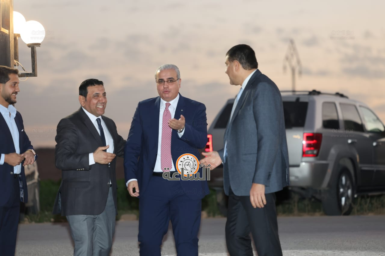 Madar Al-Saa Images 0.8364792813234222