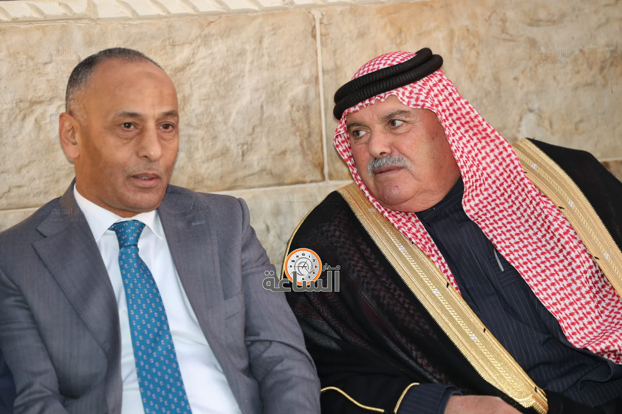 Madar Al-Saa Images 0.7724560054415844