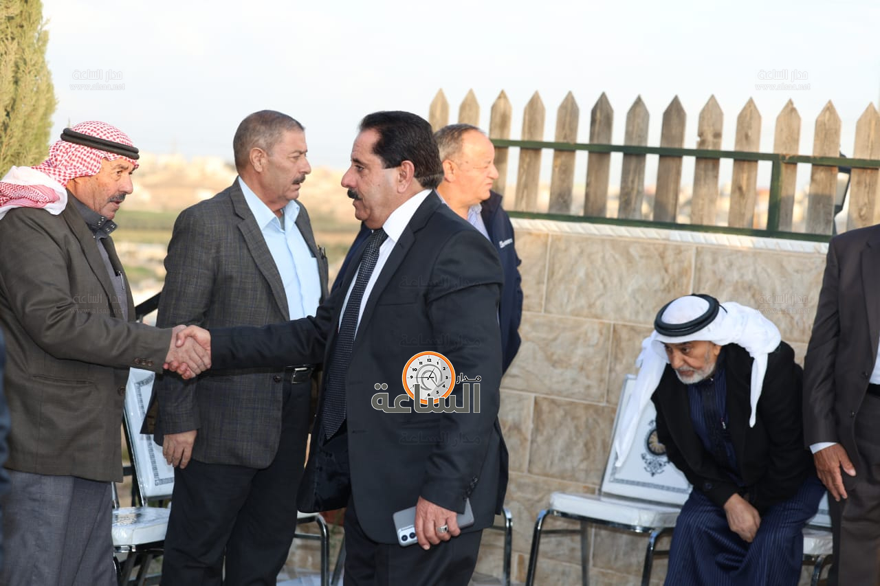 Madar Al-Saa Images 0.9990505721864483