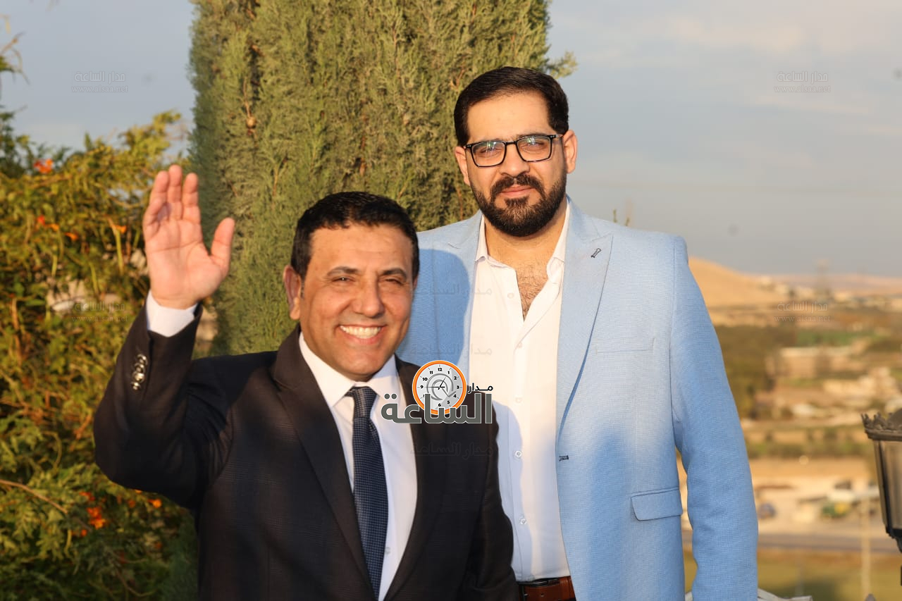 Madar Al-Saa Images 0.49268175874898756