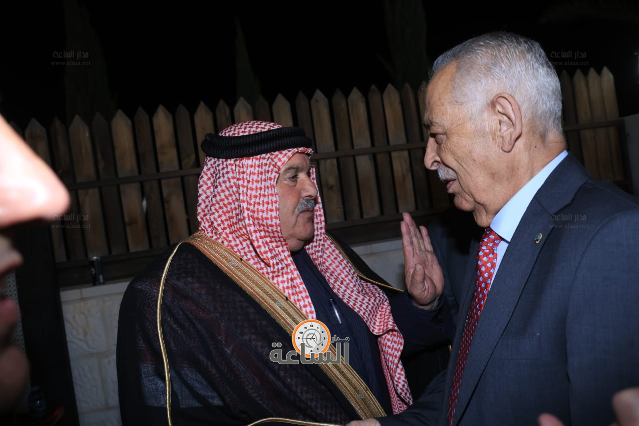 Madar Al-Saa Images 0.04300065944245779