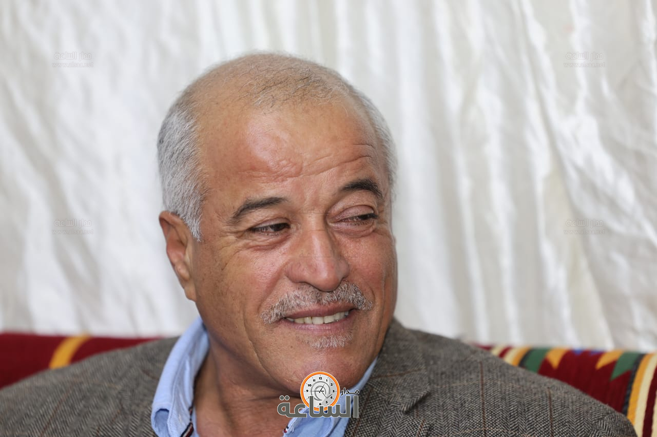 Madar Al-Saa Images 0.5140061133741545