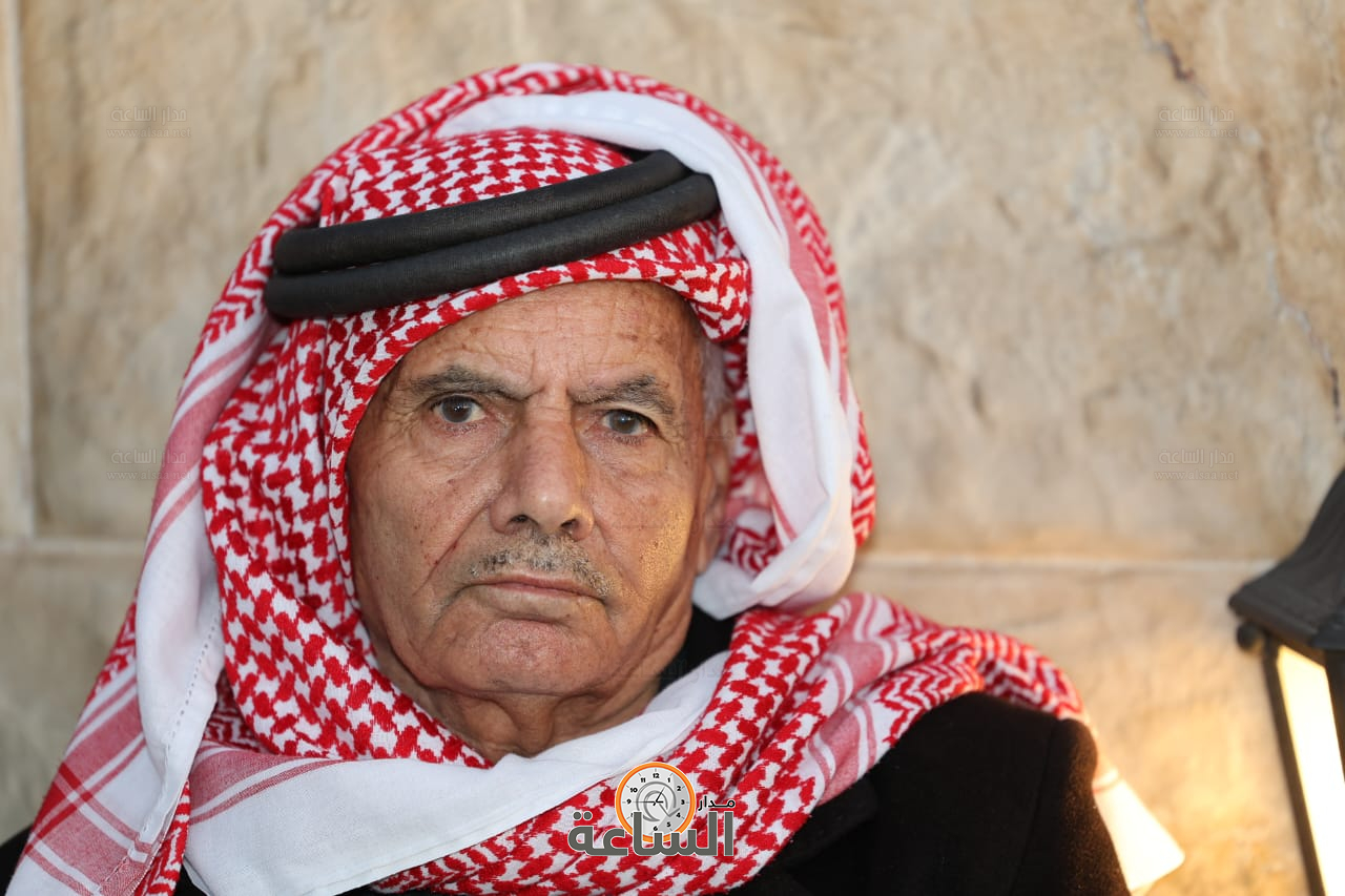 Madar Al-Saa Images 0.548990063262041