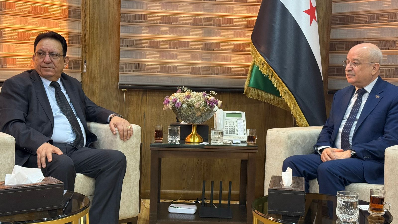 Madar Al-Saa Images 0.0352189182632604