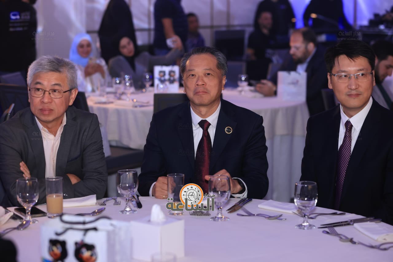 Madar Al-Saa Images 0.25131034059910706