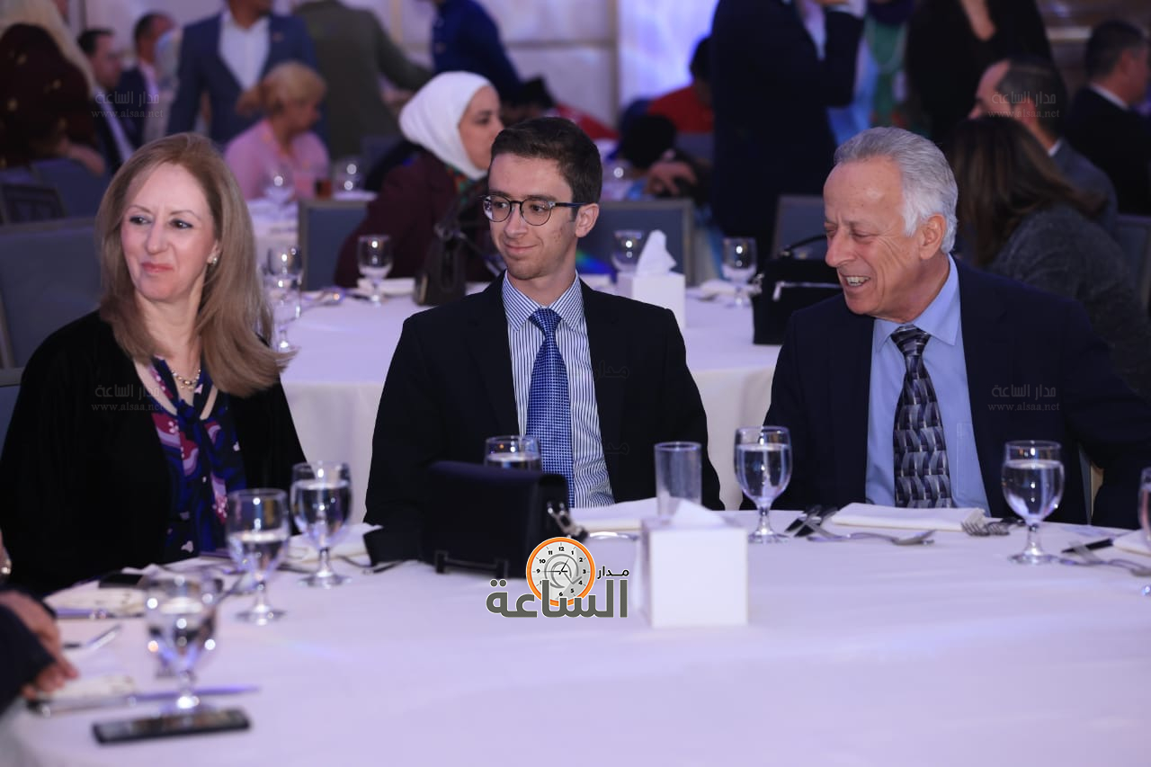 Madar Al-Saa Images 0.09293992509688276