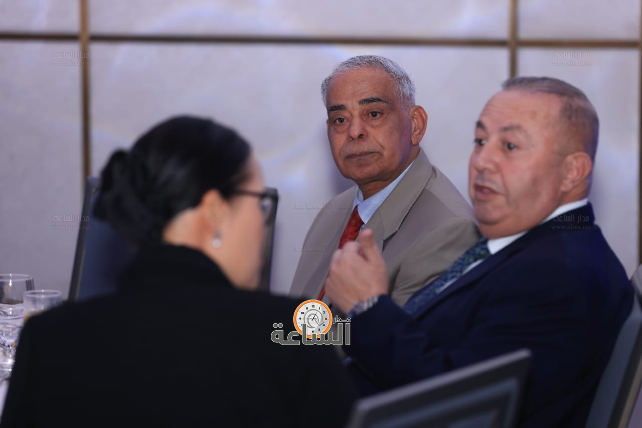 Madar Al-Saa Images 0.664680541427086