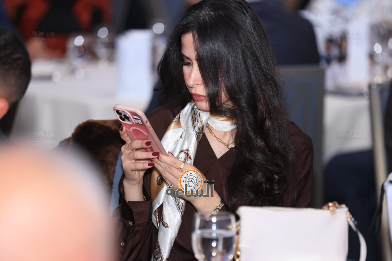 Madar Al-Saa Images 0.17732441681639677